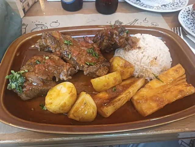 Comida colombiana y española